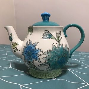 Spring time teapot